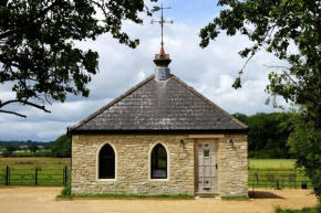 School Lodge